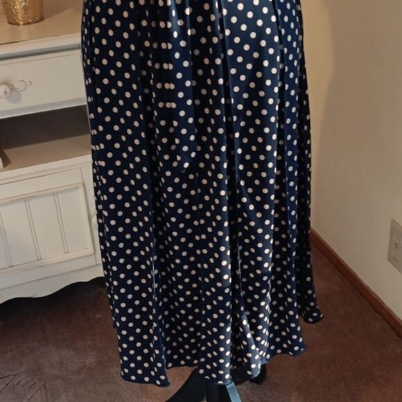 Michael Farrell Dotted Soft Knit Dress - Picture 3 of 11